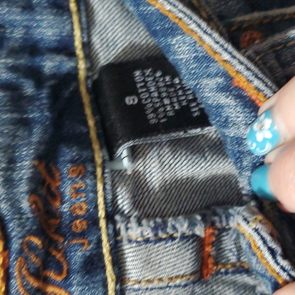 Jean's - Picture 2 of 3